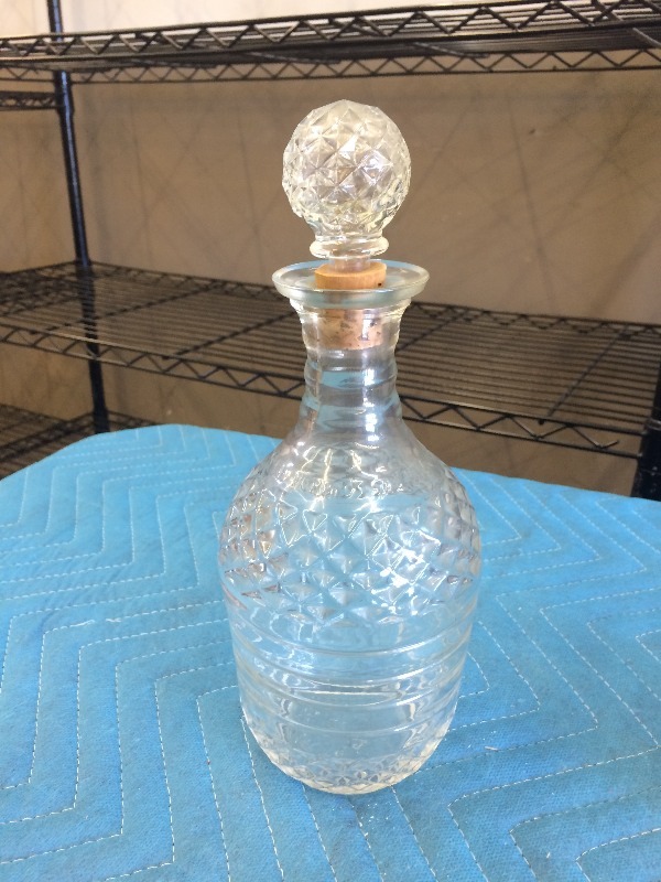 lot 39 image: Vintage Assorted Collectors Glass Items  Lot of 3