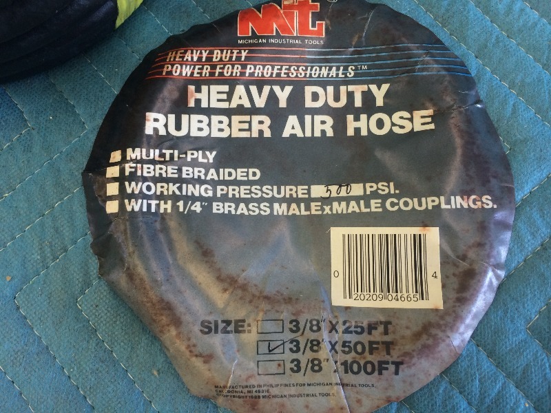 lot 53 image: Heavy Duty Rubber Air Hose  38 x 50ft  500 psi  NEW