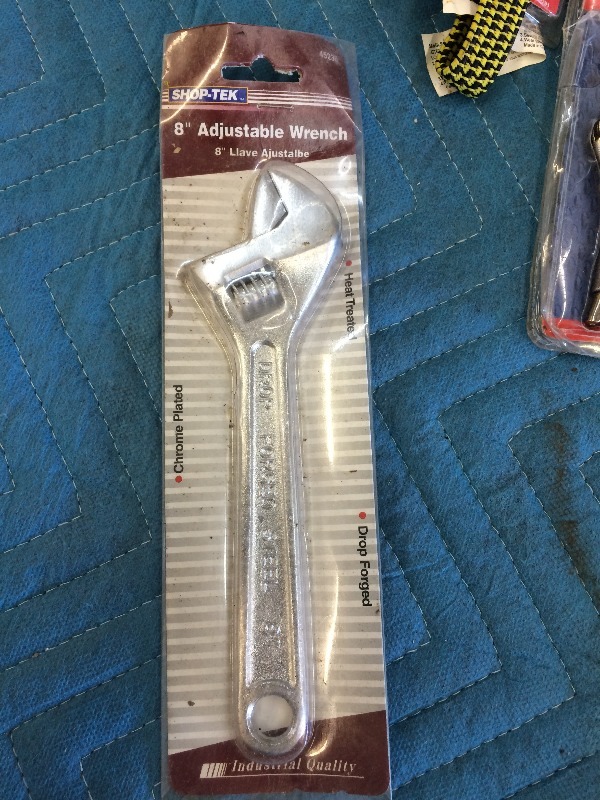 lot 61 image: Assorted hand Tools  NEW  lot of 11