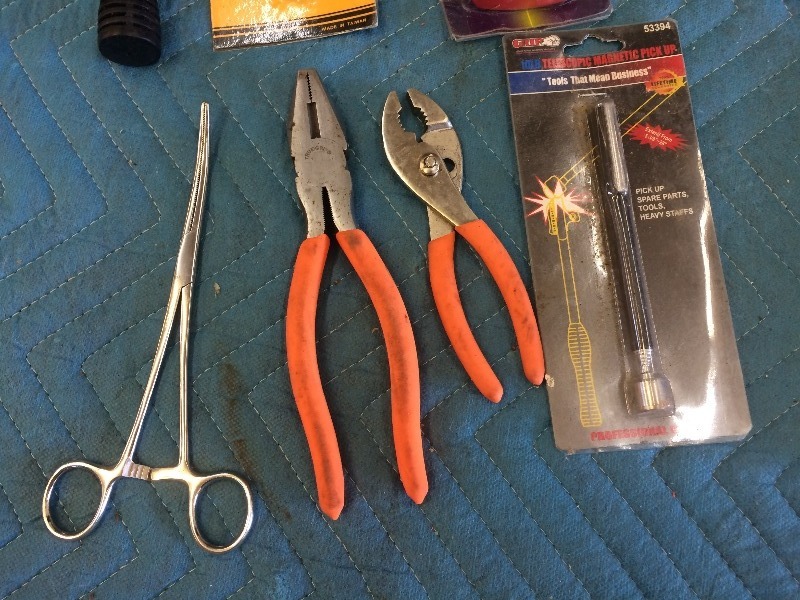 lot 94 image: Assorted hand Tools   New  Lot of 12