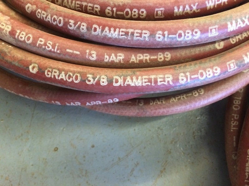 lot 100 image: Hydraulic hose  38   various lengths  30, 40, 50   lot of 5