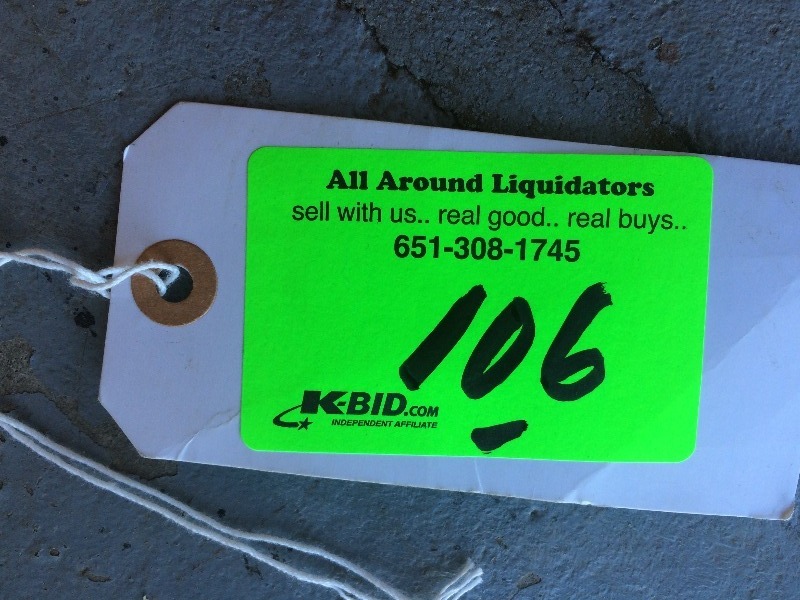 lot 106 image: Heavy Duty Lighted Extension Cord  est  75 -100ft