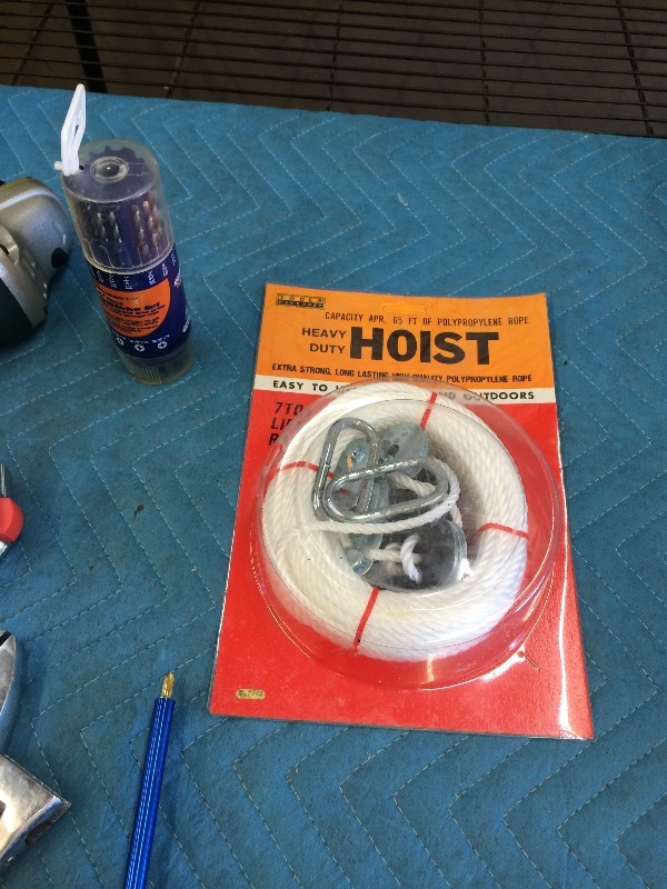 lot 122 image: Assorted Angle Grinder & Misc tools  Lot of 9   NEW