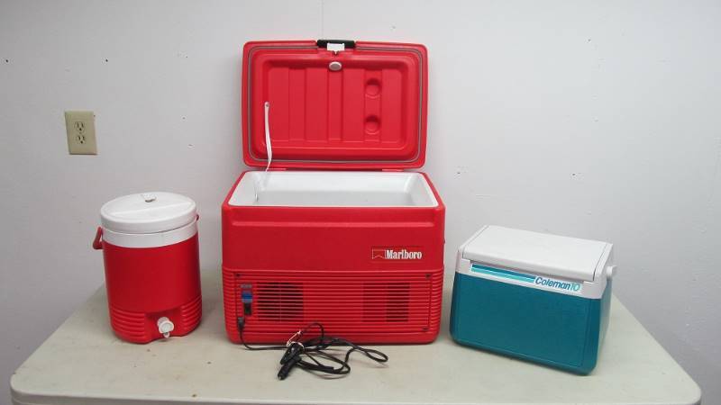 Lot of 3 Coolers