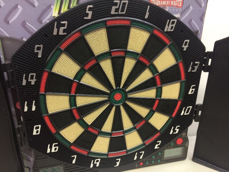 Unused Meteor Home Dartboard
