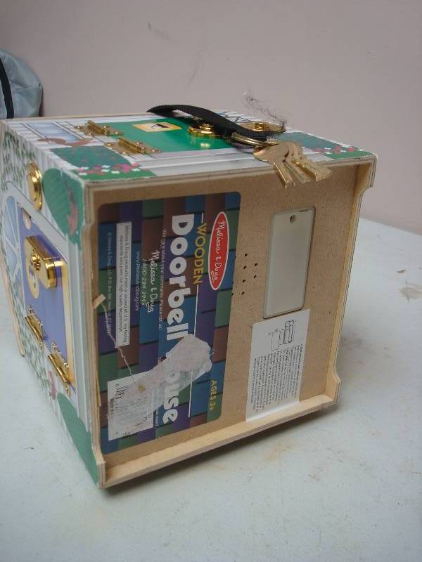 melissa & doug key house