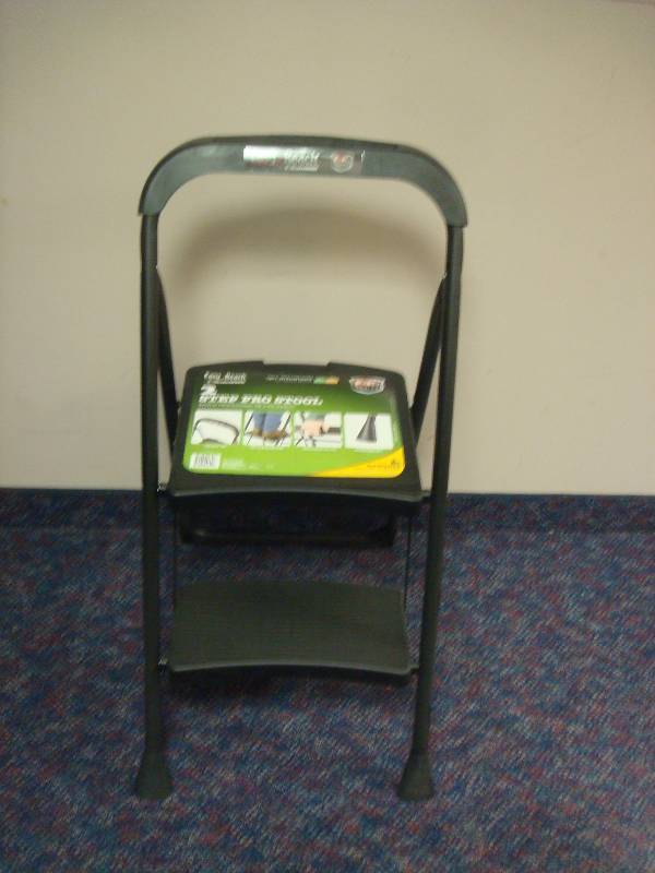 lot 45 image: One Easy Reach Gorilla Ladders 2 Step Pro Stool, Unused