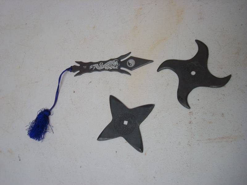 lot 63 image: Lot Of Ninja Chinese Stars
