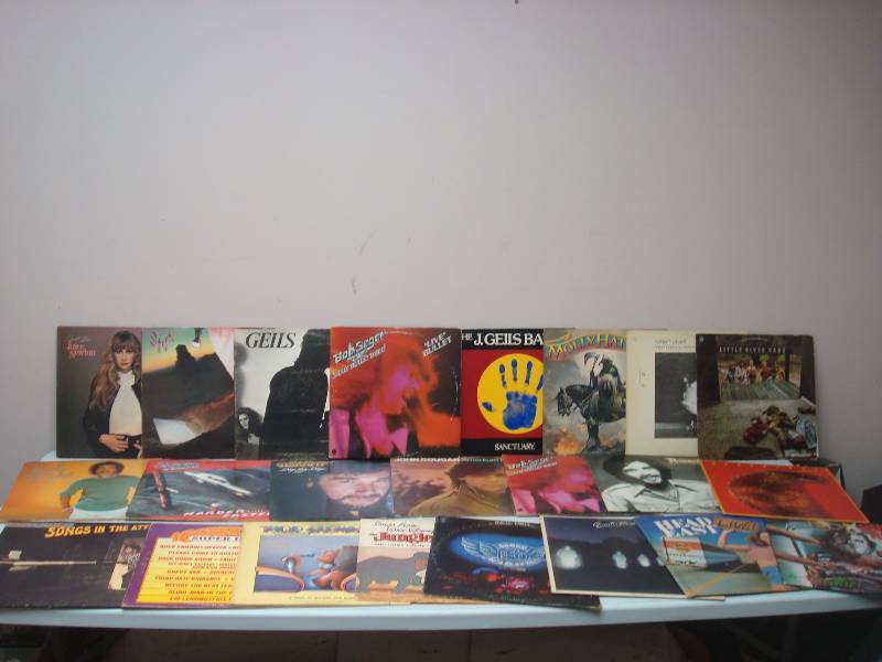 lot 101 image: Lot Of Mix Vinyl LP Records, Cover Show Wear, Records May Show Minor Wear, 20 Records
