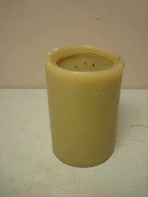 lot 106 image: Large 3 Wick Pillar Candle, Used