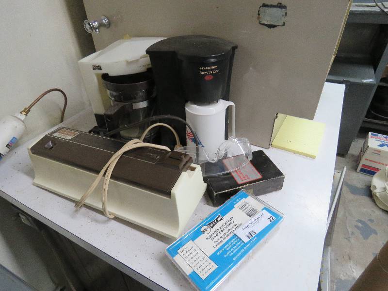 lot 22 image: Coffee Makers and more