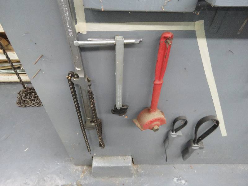 lot 43 image: Chain Wrenches