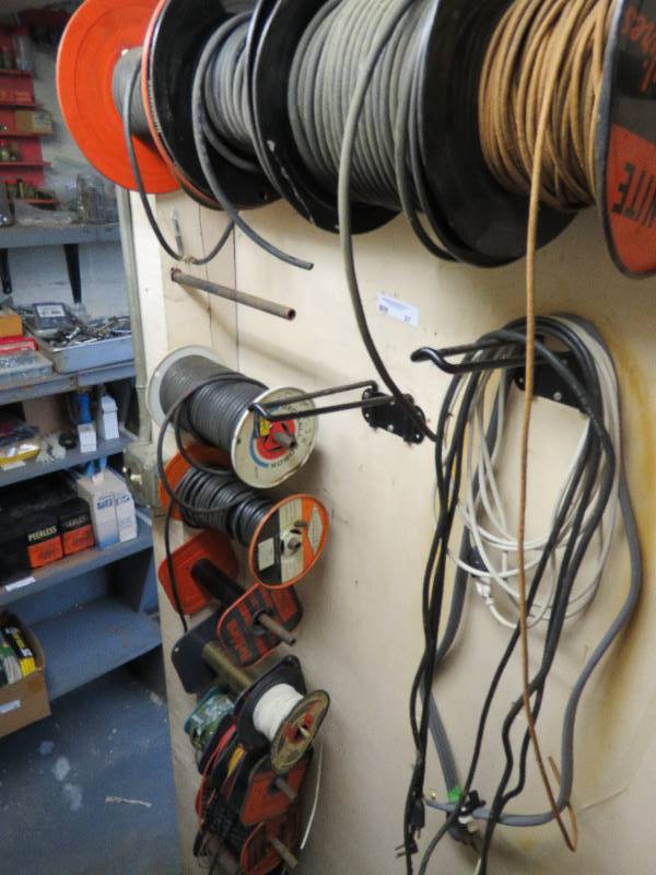 lot 57 image: Wire