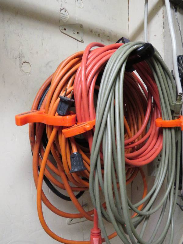lot 58 image: Extension Cords