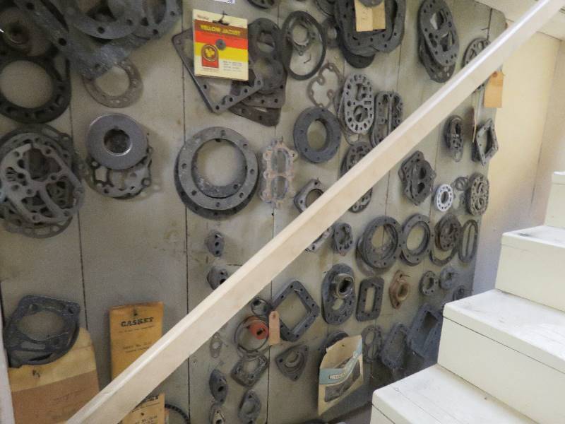 lot 59 image: Gaskets