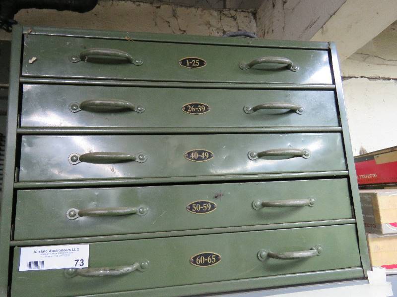 lot 73 image: Garage Storage