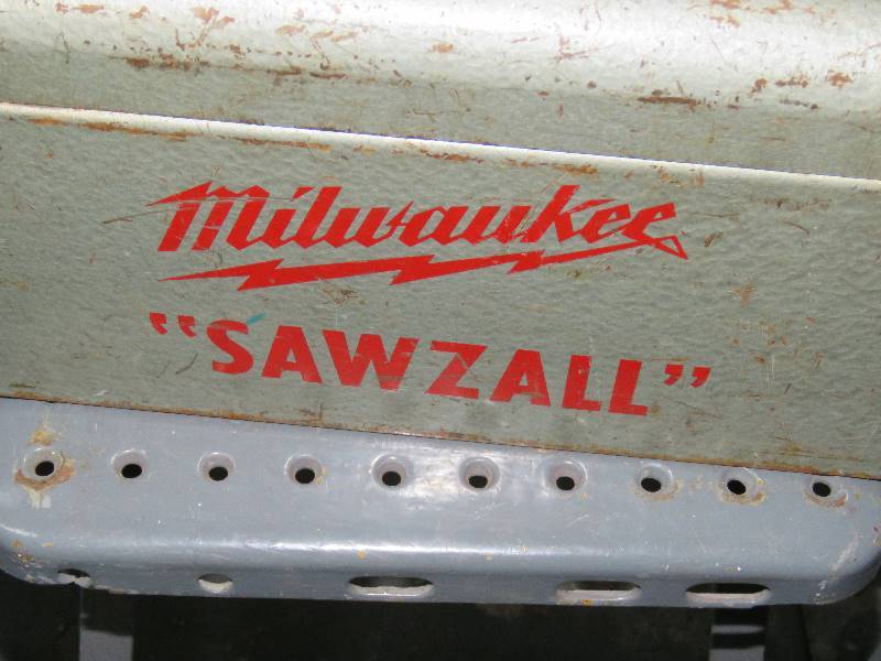 lot 81 image: Vintage Milwaukee Sawzall