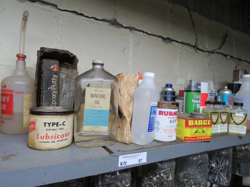 lot 87 image: Chemical lot