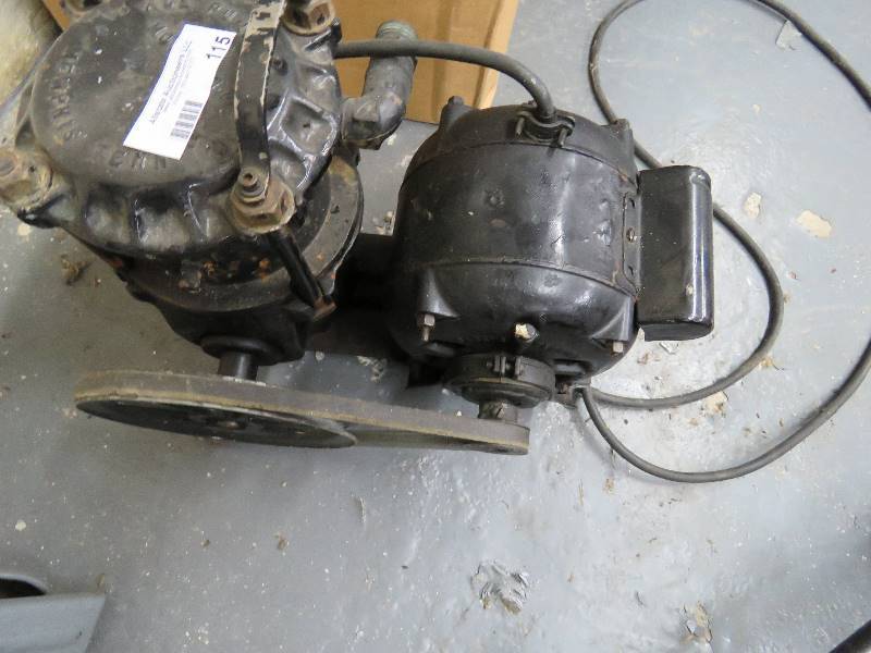lot 115 image: Ace acid pump