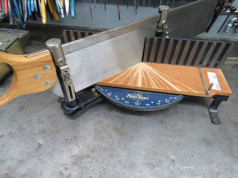 lot 183 image: Miter Saw