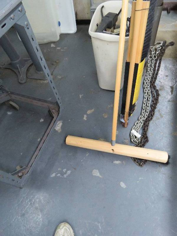 lot 196 image: Shop Broom