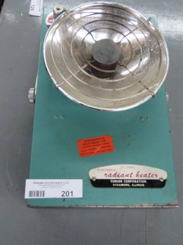 lot 201 image: Vintage Heater