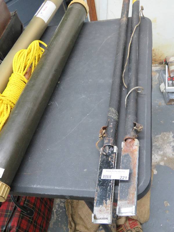 lot 221 image: Ice Chisel
