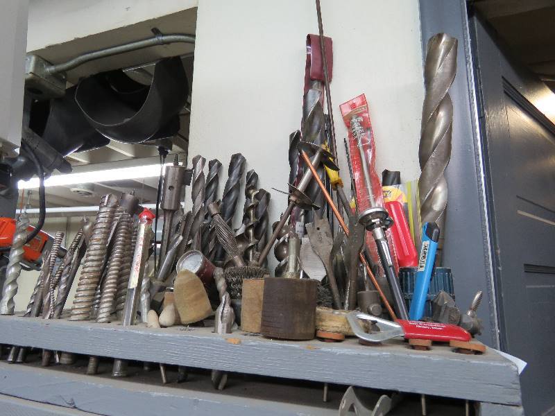 lot 231 image: tools