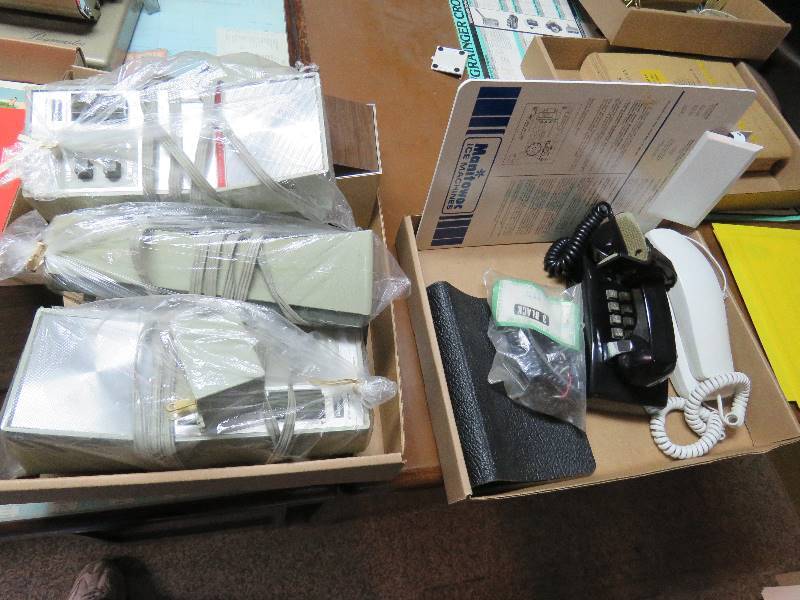 lot 237 image: Vintage Office Supplies
