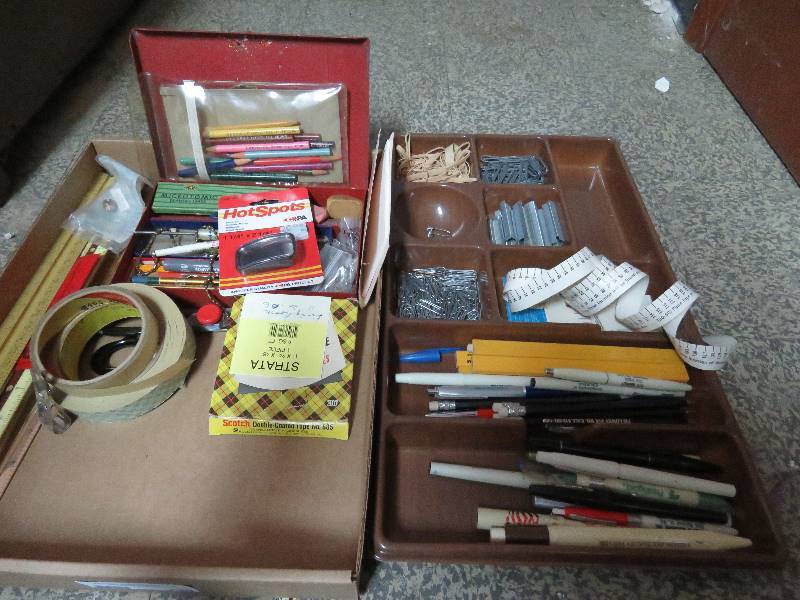 lot 239 image: Office Supplies