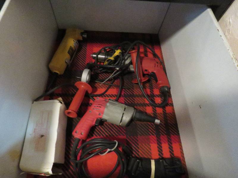 lot 271 image: Tool lot