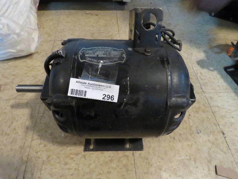 lot 296 image: Motor