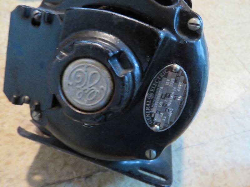 lot 312 image: Motor