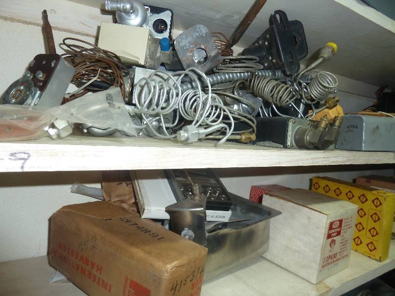 lot 367 image: parts