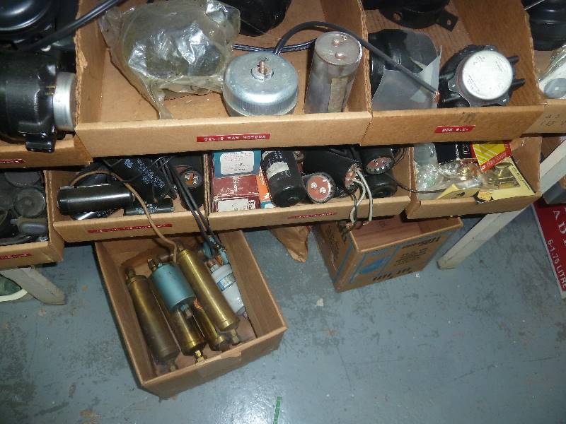 lot 368 image: parts