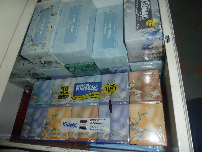 lot 408 image: Kleenex lot