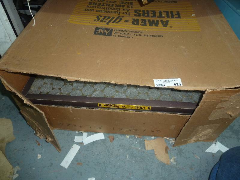 lot 626 image: Air filters