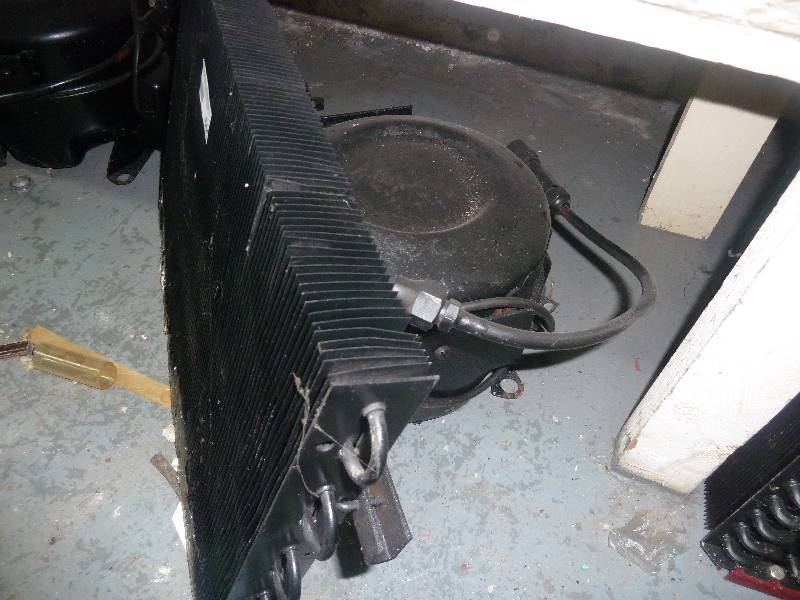 lot 644 image: condensing unit
