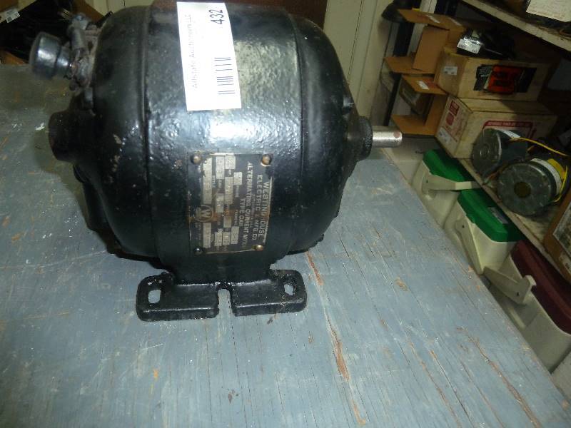 lot 432 image: motor