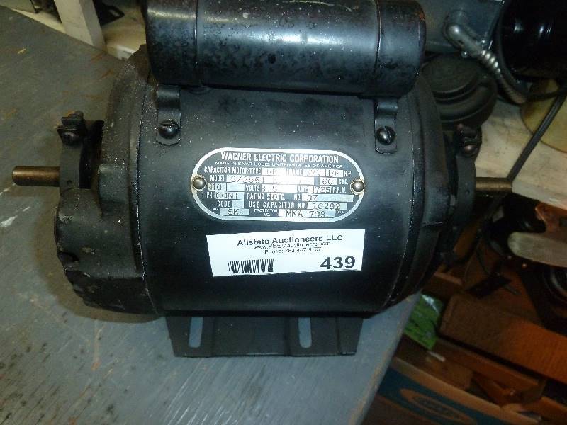 lot 439 image: Motor
