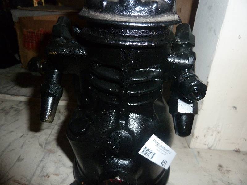 lot 453 image: compressor