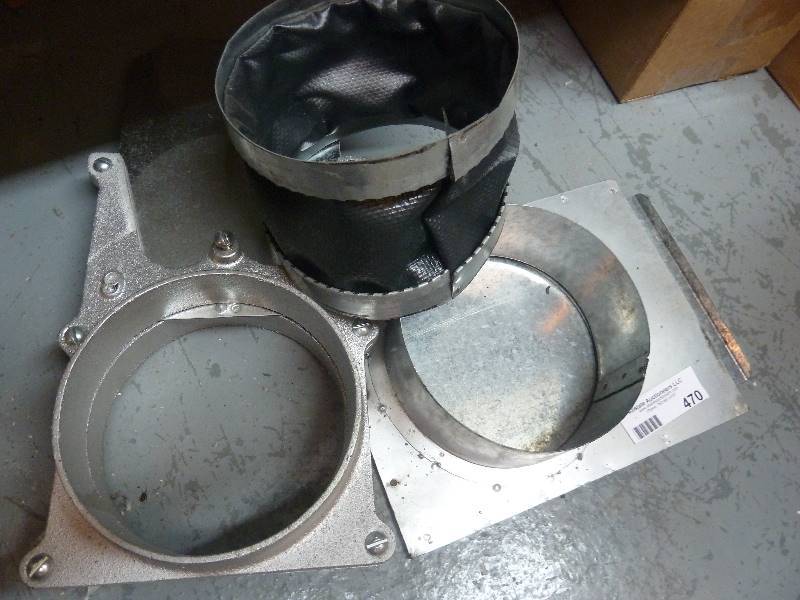 lot 470 image: Blast gates and flux connector