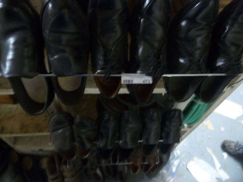 lot 473 image: Shoes