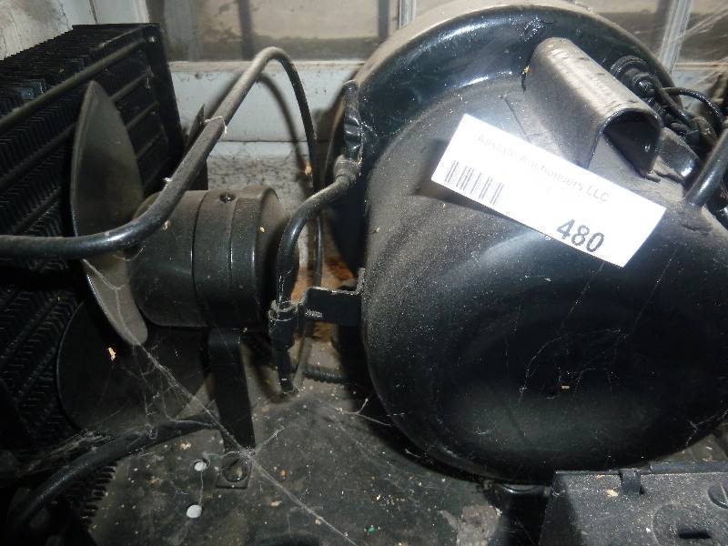 lot 480 image: Compressor