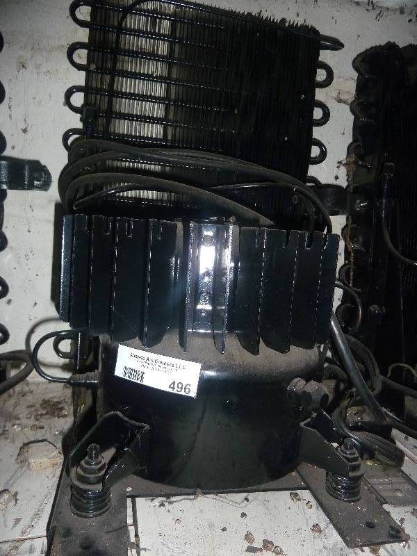 lot 496 image: condensing unit