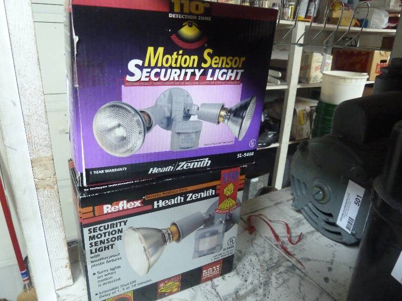lot 500 image: Motion Sensor Light