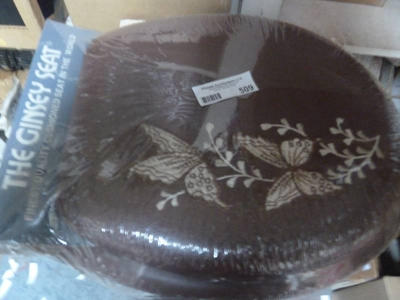 lot 509 image: Toilet Seat