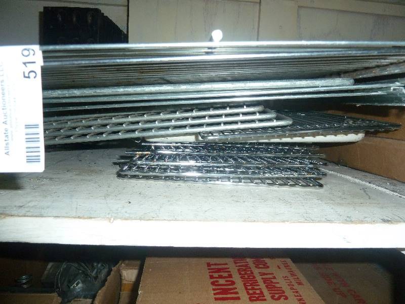 lot 519 image: Metal Racks