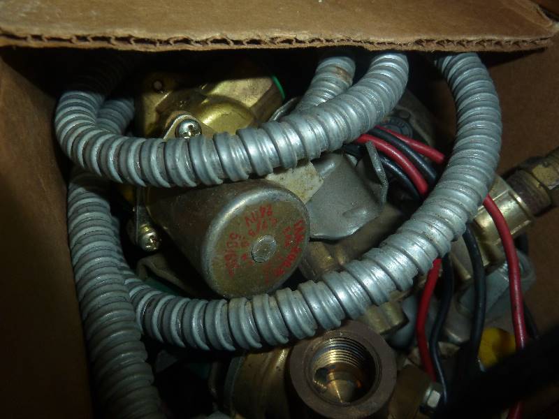 lot 533 image: Solenoids