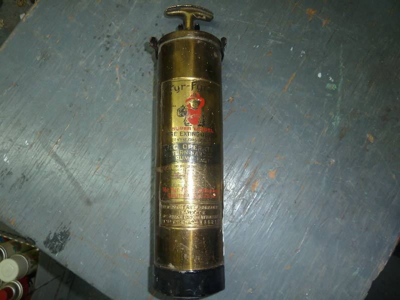 lot 546 image: Vintage Fire Extinguisher